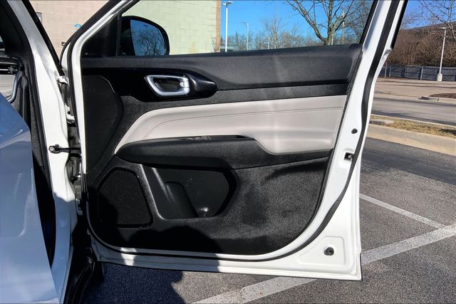 2023 JEEP COMPASS - Image 23