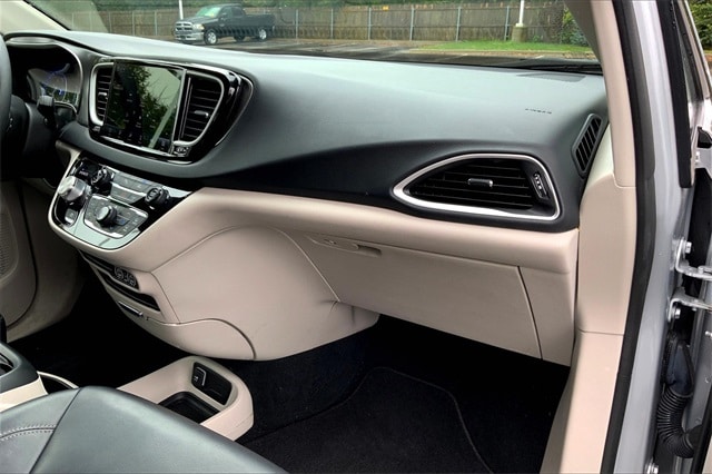 2023 CHRYSLER PACIFICA - Image 15