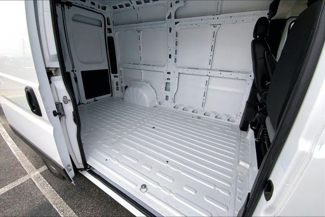 2026 RAM PROMASTER 1500 - Image 10