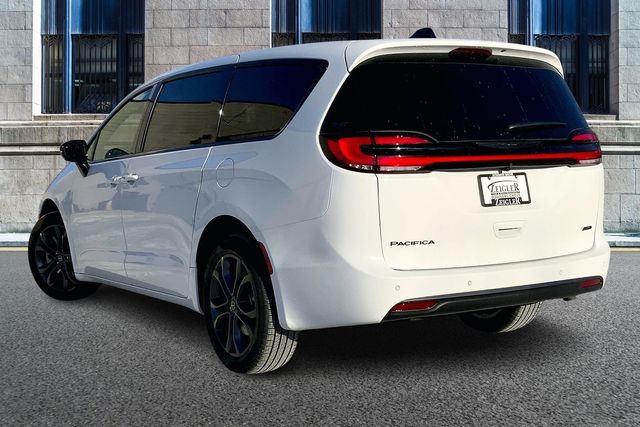2026 CHRYSLER PACIFICA - Image 3