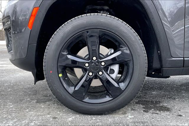 2026 JEEP GRAND CHEROKEE - Image 12