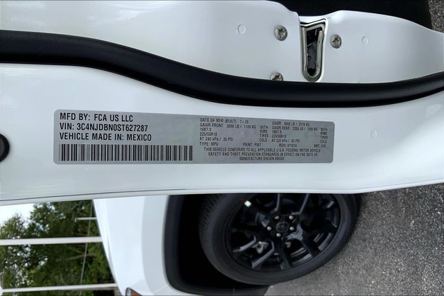 2025 JEEP COMPASS - Image 13