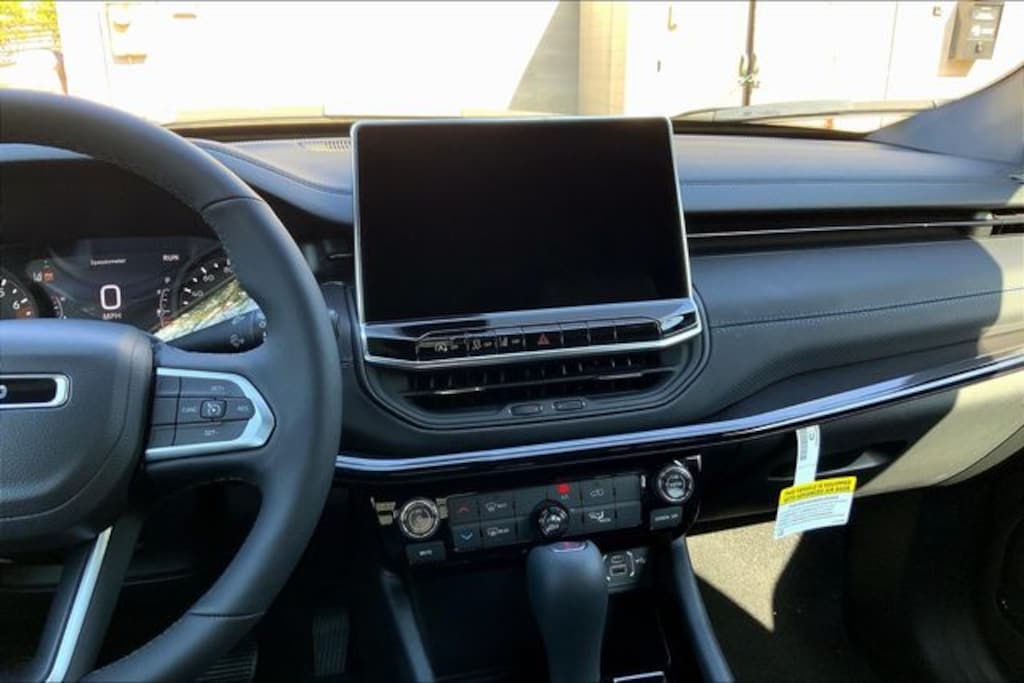 New 2026 Jeep Compass Latitude Sport Utility