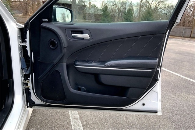 2023 DODGE CHARGER - Image 22