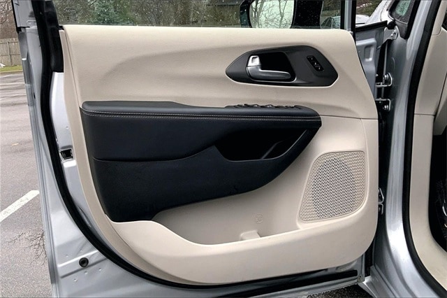 2024 CHRYSLER PACIFICA - Image 21