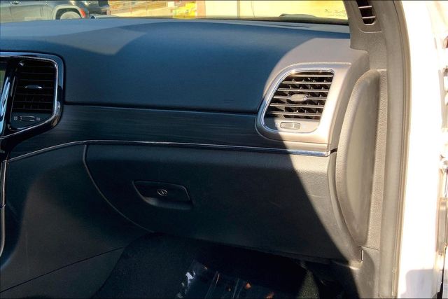 2022 JEEP GRAND CHEROKEE - Image 16