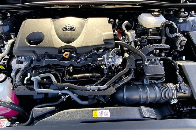 2025 TOYOTA CAMRY - Image 10