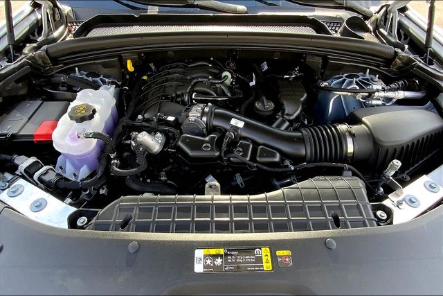 2025 JEEP GRAND CHEROKEE - Image 11