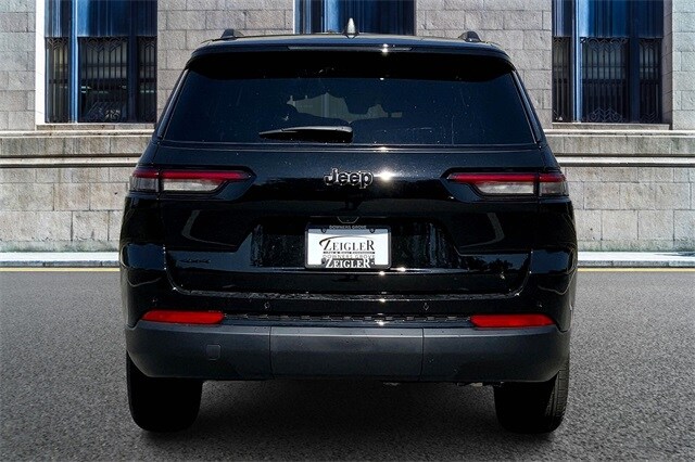 2025 Jeep Grand Cherokee Altitude X photo 4