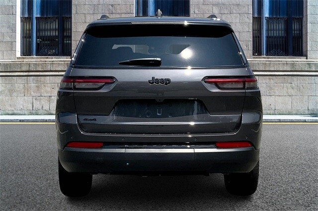 2025 Jeep Grand Cherokee Altitude X photo 4