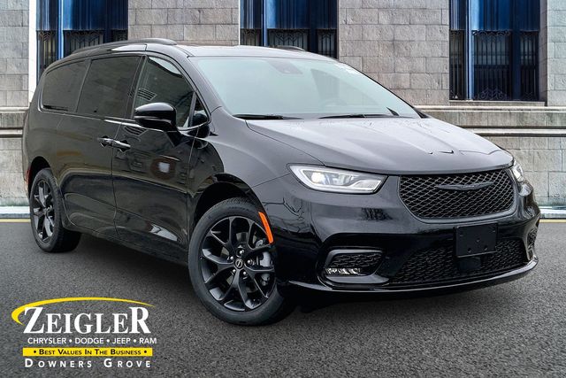 2026 CHRYSLER PACIFICA - Image 1