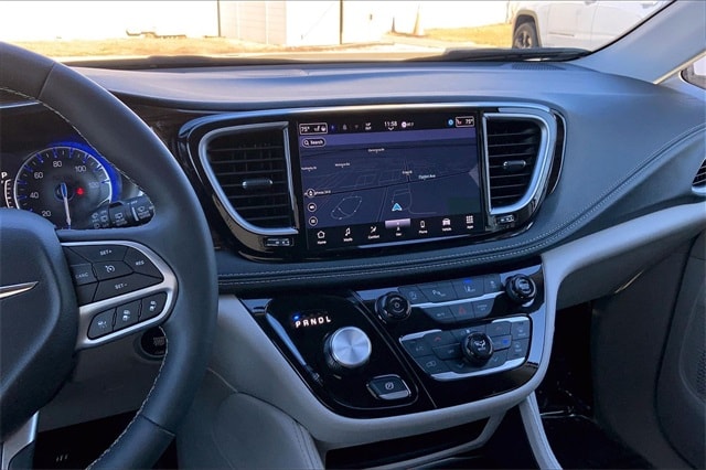 2024 CHRYSLER PACIFICA - Image 6
