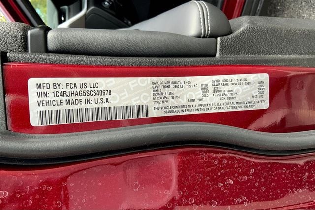 2025 JEEP GRAND CHEROKEE - Image 13