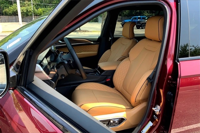 2025 JEEP GRAND CHEROKEE L - Image 9