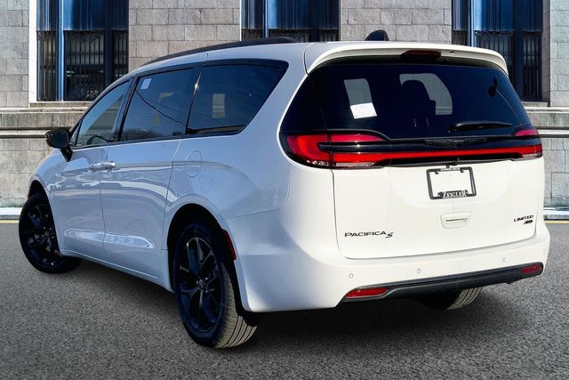 2026 CHRYSLER PACIFICA - Image 3