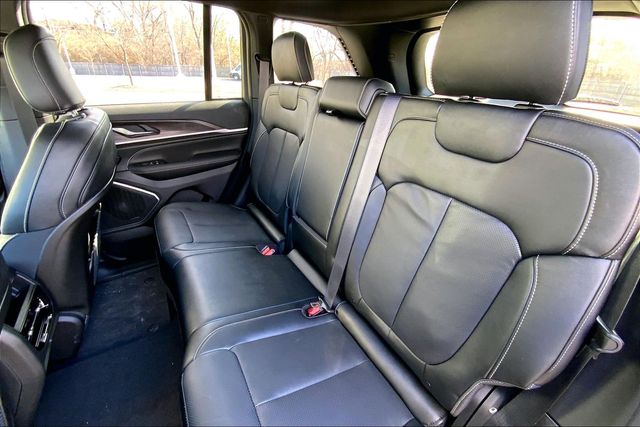 2026 JEEP GRAND CHEROKEE - Image 10