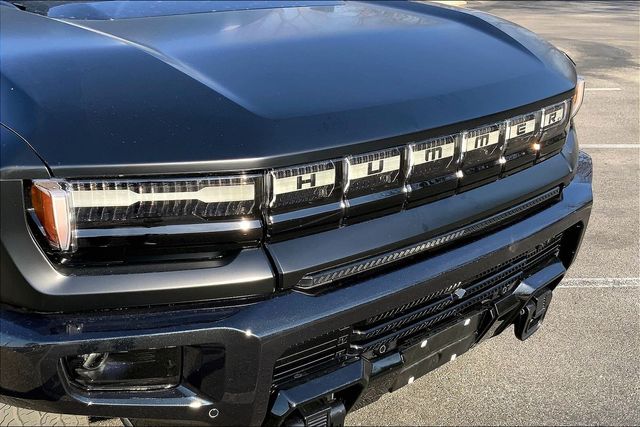 2025 GMC HUMMER EV PICKUP - Image 29