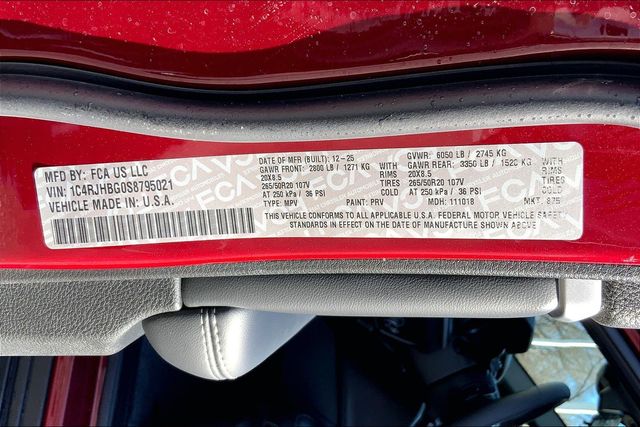 2025 JEEP GRAND CHEROKEE - Image 13