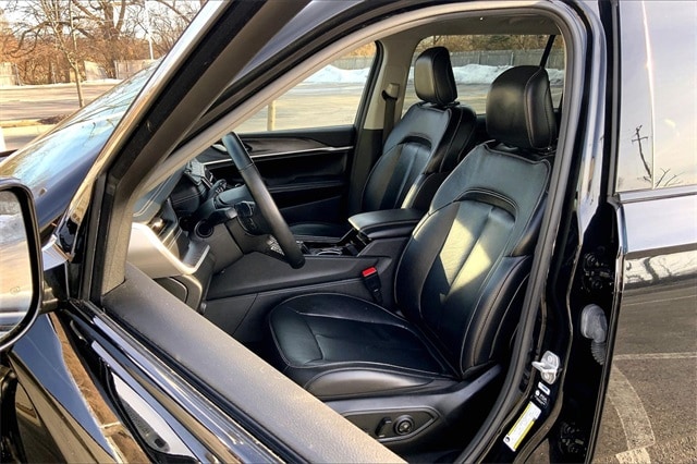 2022 JEEP GRAND CHEROKEE L - Image 24