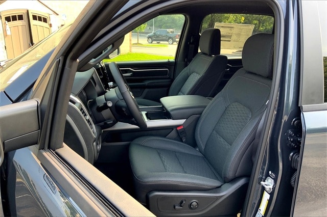 2026 RAM 1500 - Image 9