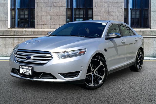 Used 2014 Ford Taurus Limited with VIN 1FAHP2J8XEG130032 for sale in Downers Grove, IL