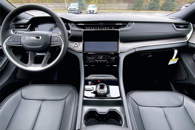 2025 JEEP GRAND CHEROKEE - Image 5