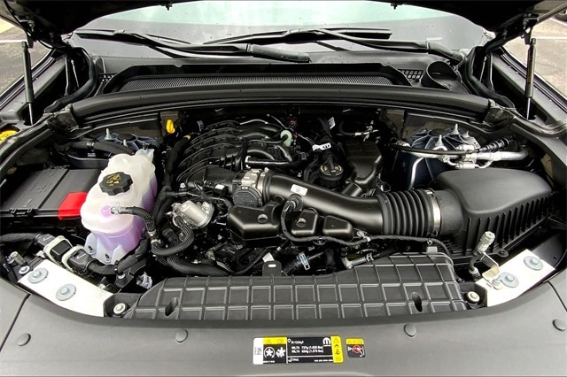 2025 JEEP GRAND CHEROKEE L - Image 11