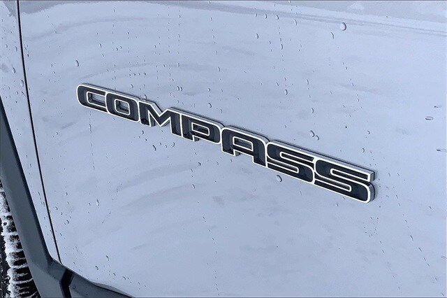 2022 JEEP COMPASS - Image 29