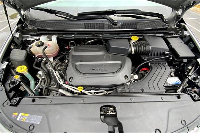 2023 CHRYSLER PACIFICA - Image 9