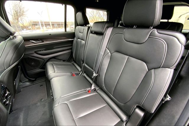 2025 JEEP GRAND CHEROKEE L - Image 10