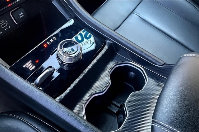 2025 JEEP GRAND CHEROKEE L - Image 16