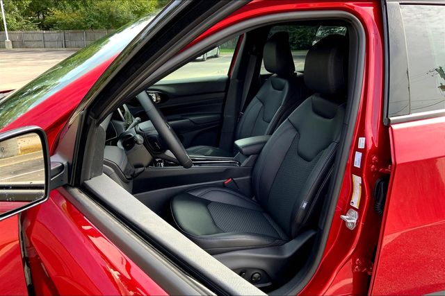 2025 JEEP COMPASS - Image 9