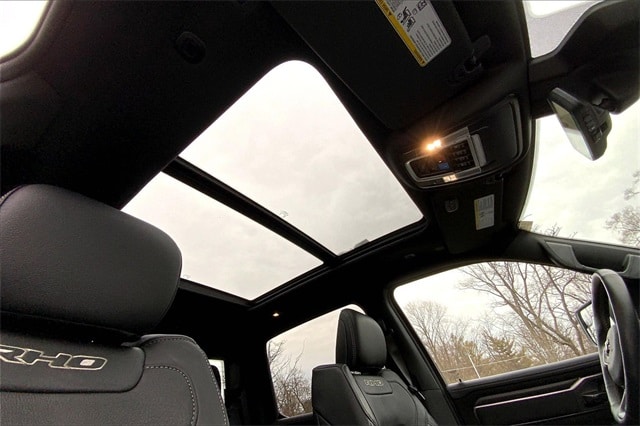 2025 RAM 1500 - Image 22