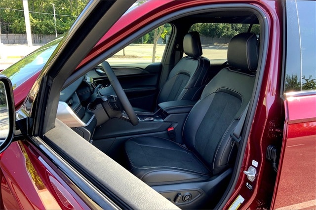 2025 JEEP GRAND CHEROKEE L - Image 9