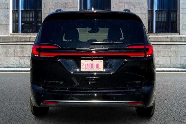 2026 CHRYSLER PACIFICA - Image 4