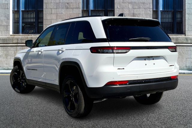 2025 JEEP GRAND CHEROKEE - Image 3