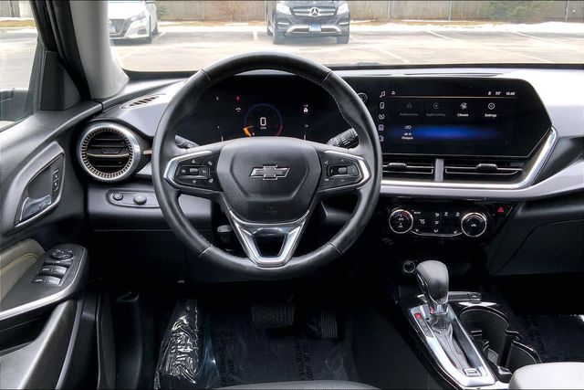 2024 CHEVROLET TRAX - Image 5