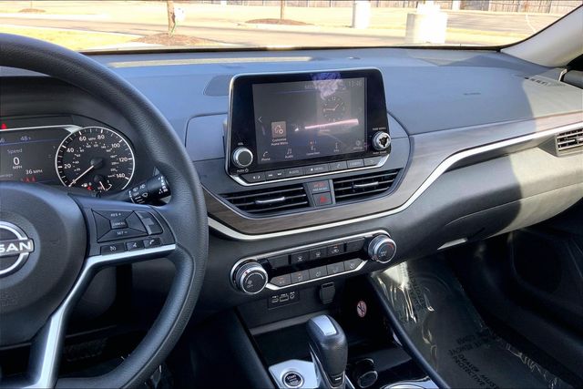2024 NISSAN ALTIMA - Image 6
