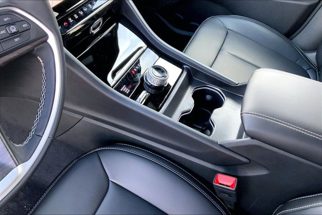 2026 JEEP GRAND CHEROKEE - Image 7