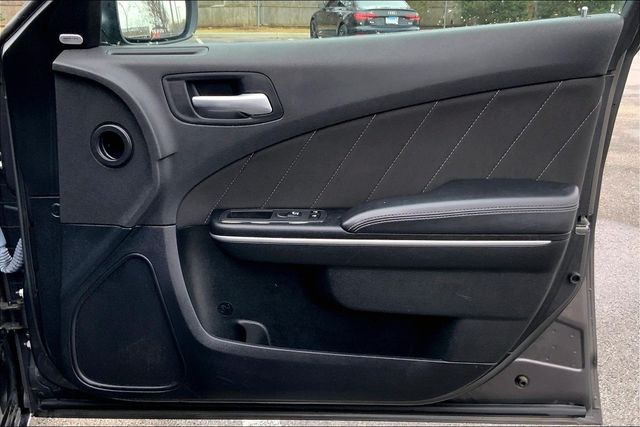 2023 DODGE CHARGER - Image 22