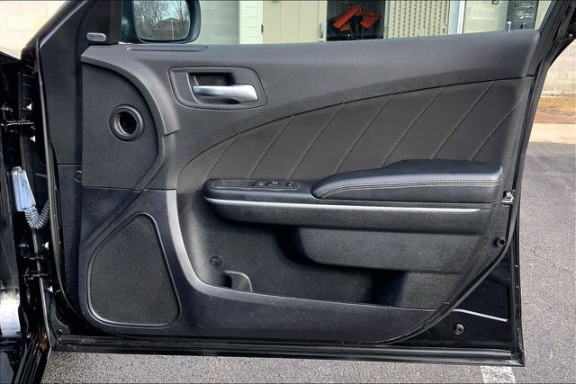 2023 DODGE CHARGER - Image 22