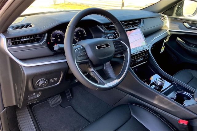 2025 JEEP GRAND CHEROKEE - Image 8