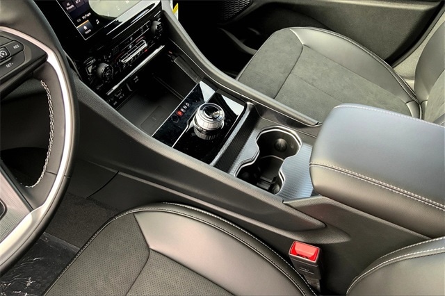 2025 JEEP GRAND CHEROKEE - Image 7