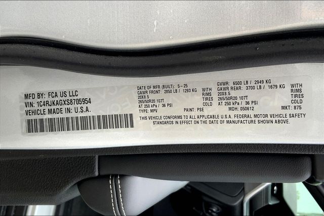 2025 JEEP GRAND CHEROKEE L - Image 13