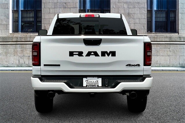 2025 Ram 1500 Big Horn Lone Star photo 4