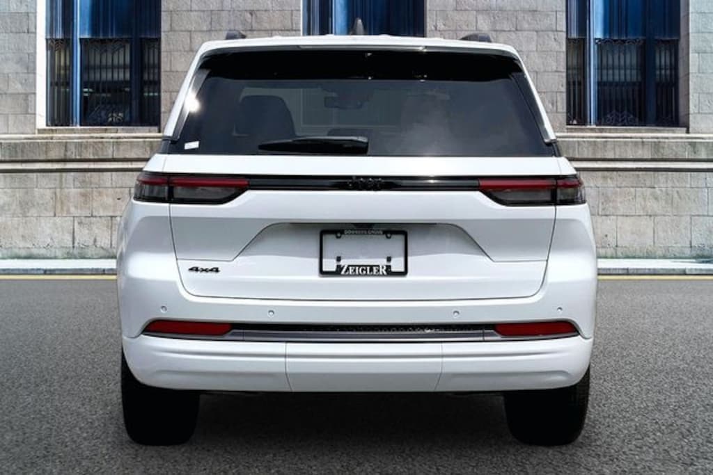 New 2026 Jeep Grand Cherokee Limited Reserve Sport Utility