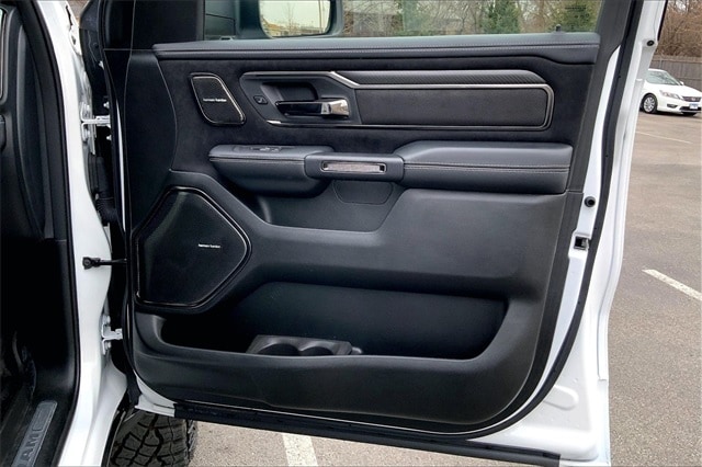 2025 RAM 1500 - Image 24