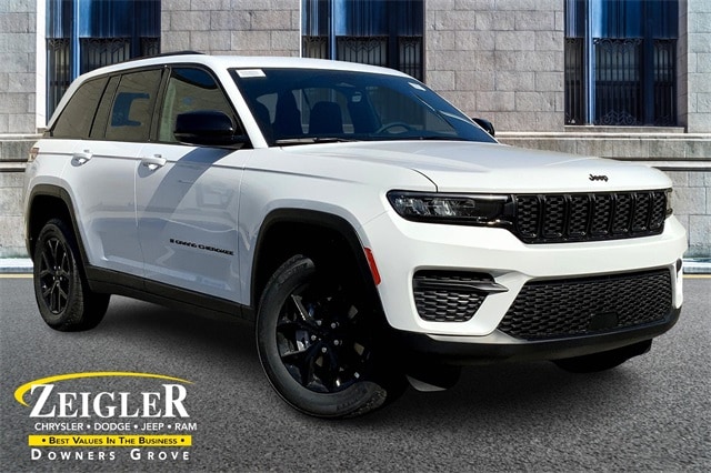 2025 Jeep Grand Cherokee Altitude's photo