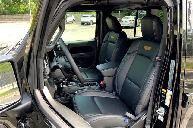 2025 JEEP WRANGLER - Image 9