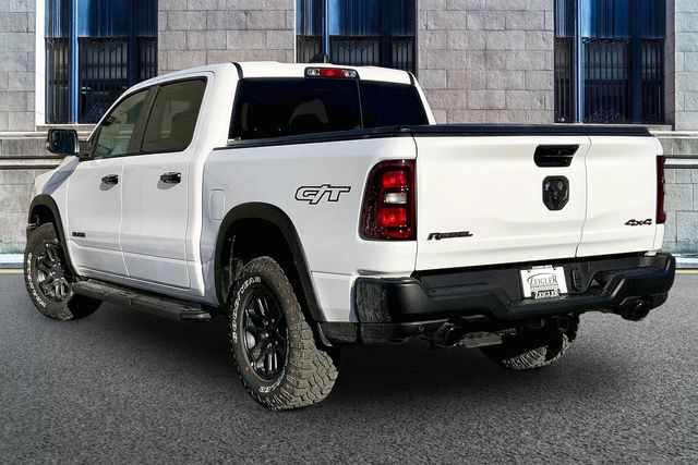 2026 RAM 1500 - Image 3
